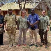 ZROZENA PRO AFRIKU - FILMOVÝ ŠTÁB  -  ČESKÁ TELEVIZE